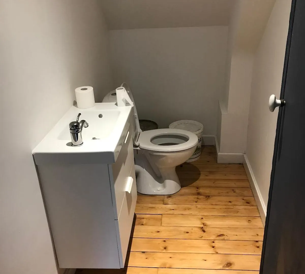 Beautiful 8-Bedroom Family Home 拉尼翁 0*,  法国