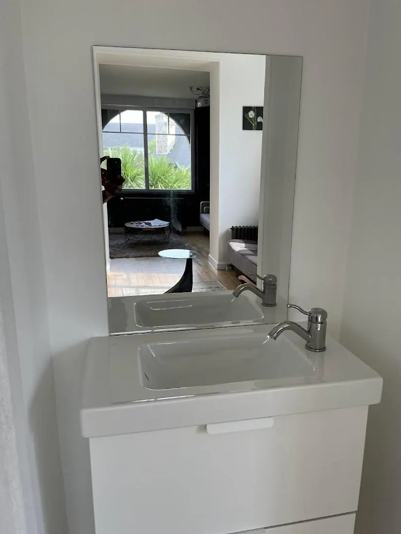 Beautiful 8-Bedroom Family Home 拉尼翁 0*,