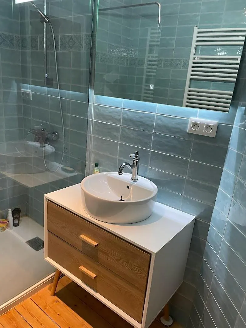度假居 Beautiful 8-Bedroom Family Home 拉尼翁